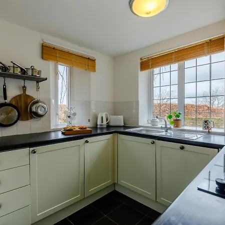Holiday home Haytongate